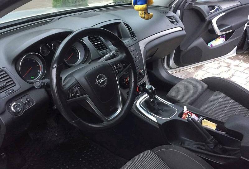 Opel Insignia sports tourer 2012