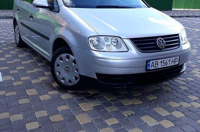 Volkswagen Touran 7 mists ideal  2004