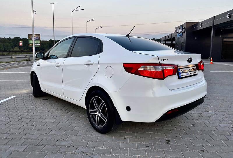 Kia Rio 2012