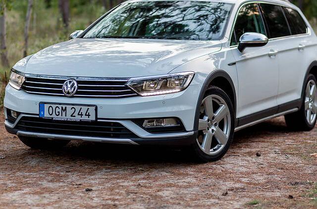 Volkswagen Passat B8 4x4 190 hp Bluemotio 2017