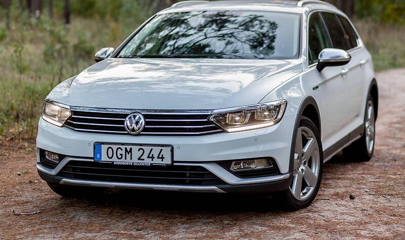 Volkswagen Passat B8 4x4 190 hp Bluemotio 2017