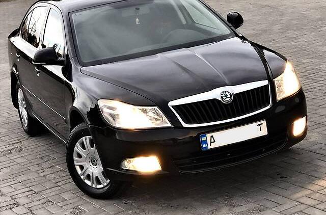 Skoda Octavia A5 1.6 mpi Official  2011