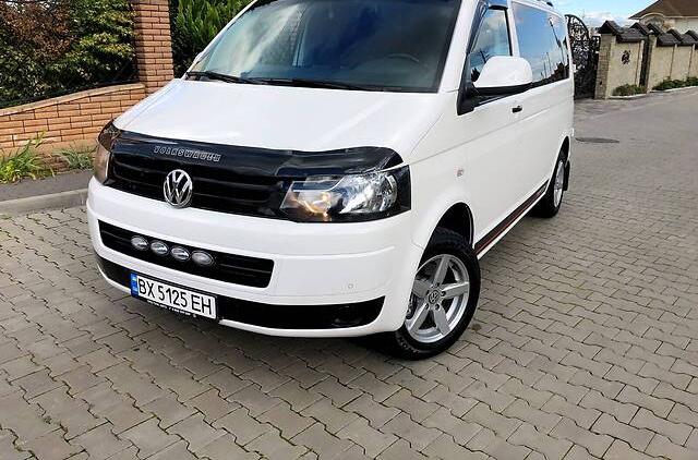 Volkswagen T5 (Transporter) пасс. LUX 2015