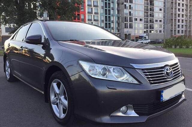 Toyota Camry OFFICIAL 2012