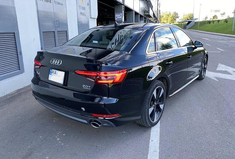 Audi A4 Premium Plus S line 2016