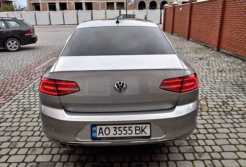Volkswagen Passat B8 2015