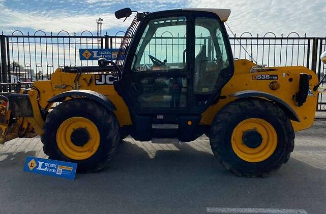 JCB 535-125 2016