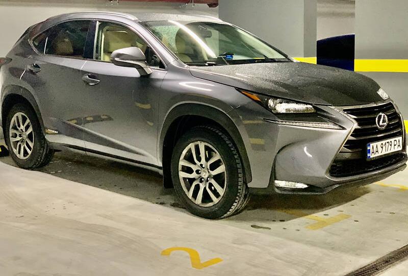 Lexus NX 300h Hybrid 2014