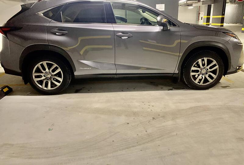 Lexus NX 300h Hybrid 2014