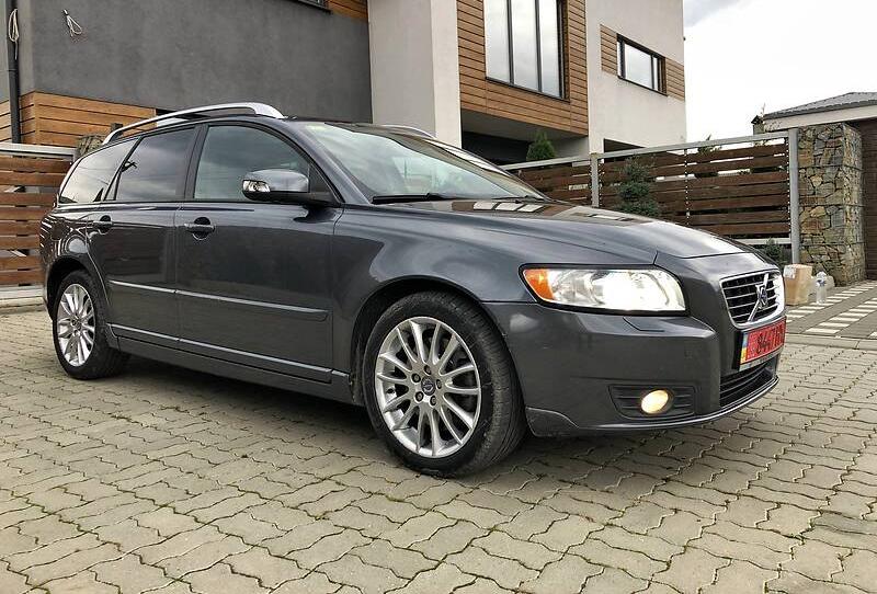 Volvo V50 2.4 180 KONEi  2008