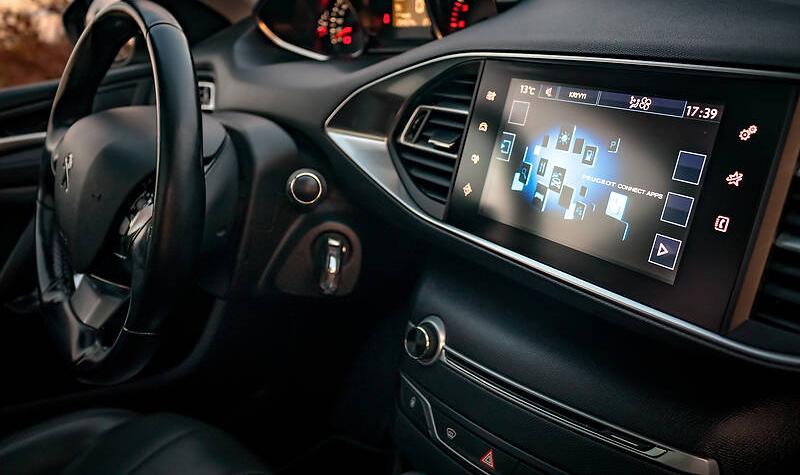 Peugeot 308 MAXIMAL PANORAMA 2015