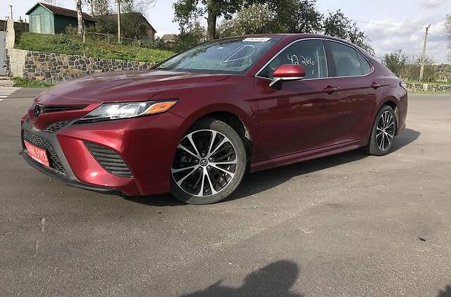 Toyota Camry 2018