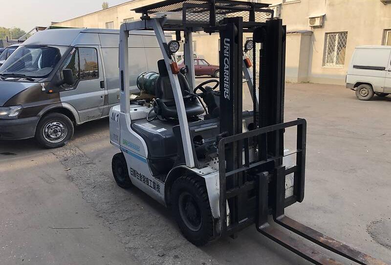 Nissan FG 25 2015