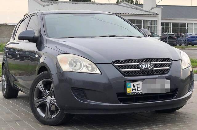 Kia Ceed 2011