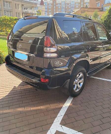 Toyota Land Cruiser Prado 120 2008