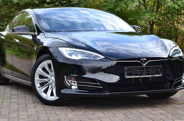 Tesla Model S 100D 2019