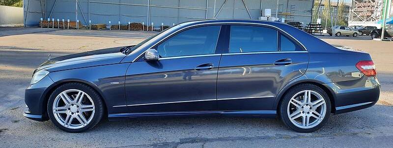 Mercedes-Benz E 250 Avantgarde AMG 2012