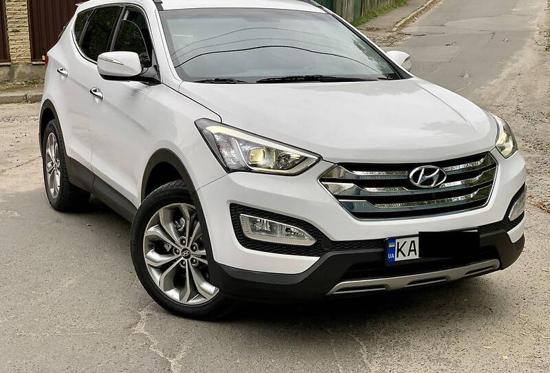Hyundai Santa FE    2013