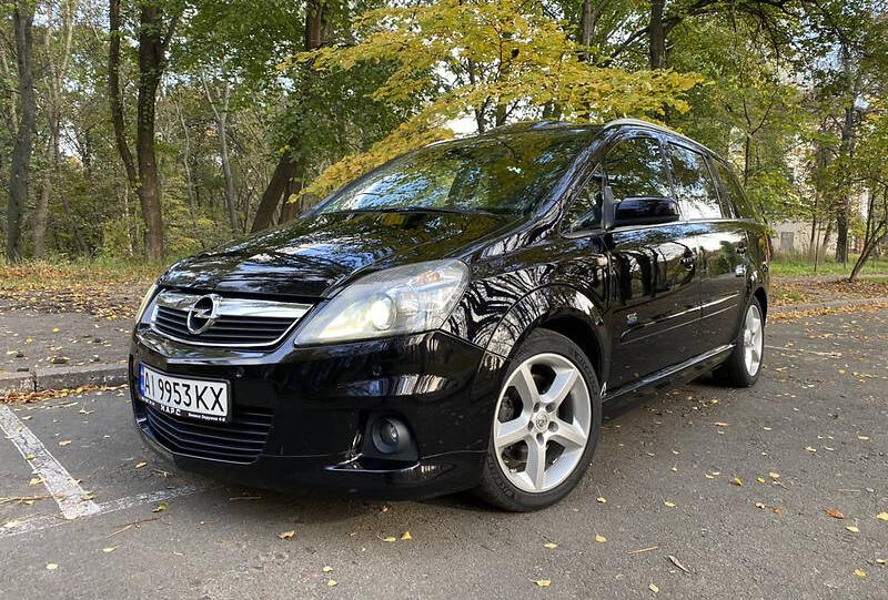 Opel Zafira OPC Line panorama 2009
