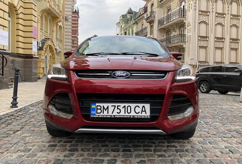 Ford Escape TITANIUM Plus 2015