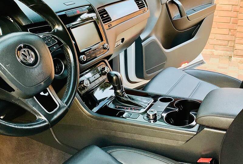 Volkswagen Touareg FULL 2013