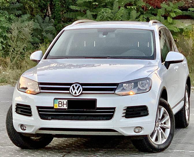 Volkswagen Touareg NE KRAWEN.3.0DIZEL 2012