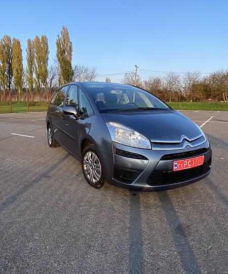 Citroen Grand C4 Picasso 2011