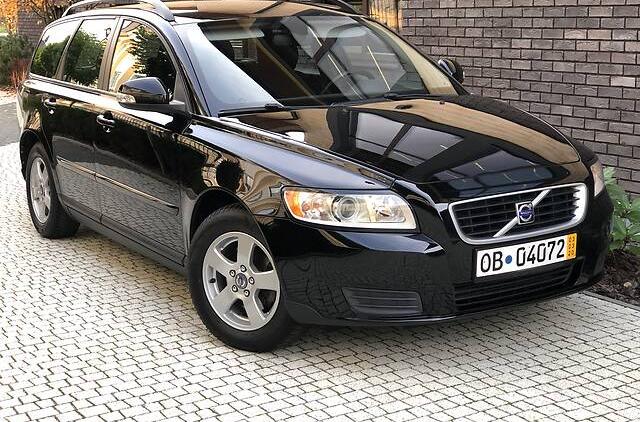 Volvo V50 INDIVIDUAL EDITION 2010