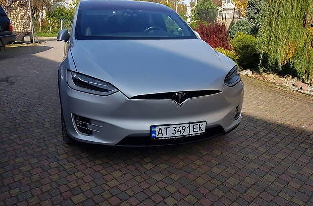 Tesla Model X 2016