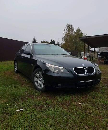 BMW 520 2004