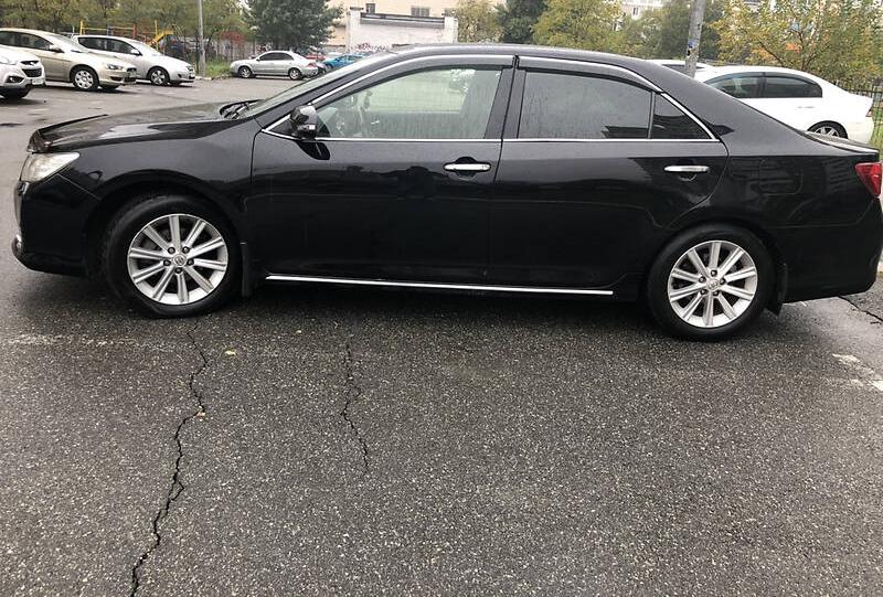 Toyota Camry 3.5  v6 2012