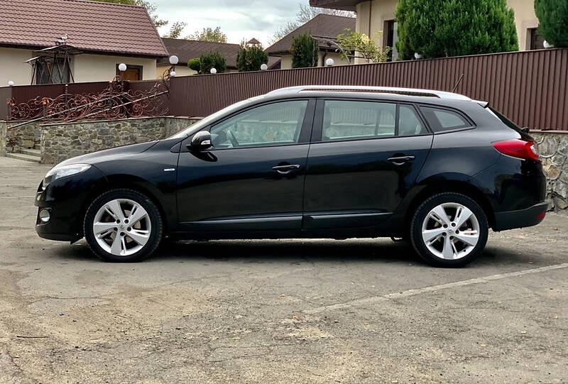 Renault Megane BOSE MAXIMIZE  2013