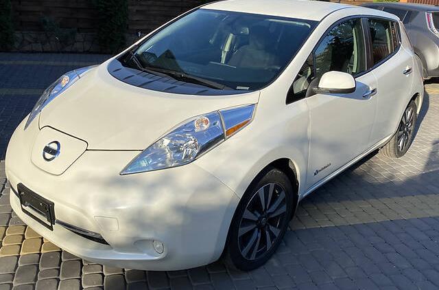 Nissan Leaf 2016