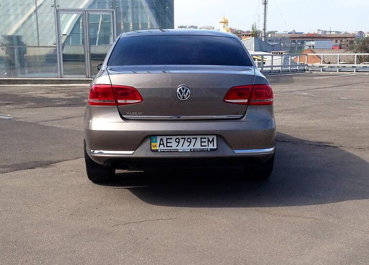 Volkswagen Passat B7 2011