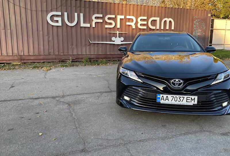 Toyota Camry Comfort 2019