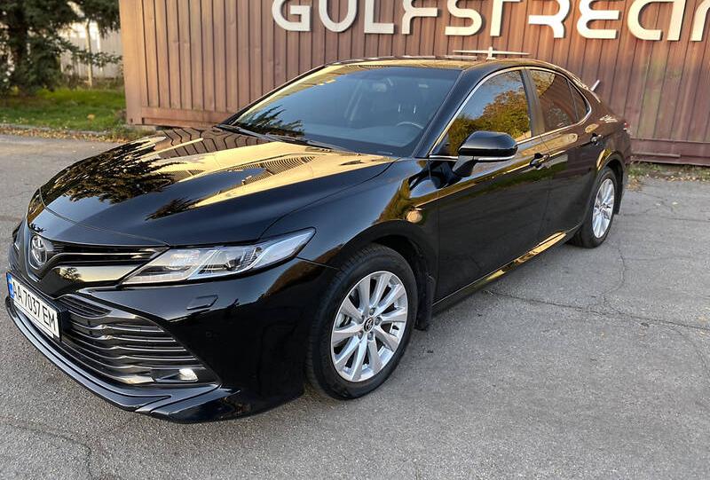 Toyota Camry Comfort 2019