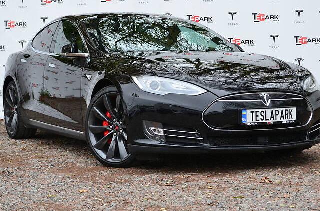 Tesla Model S P85D 2015