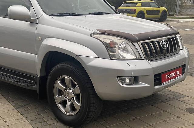 Toyota Land Cruiser Prado 120 Official  2008