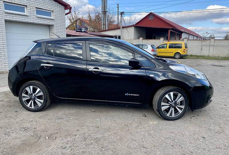Nissan Leaf 30 KW 2017