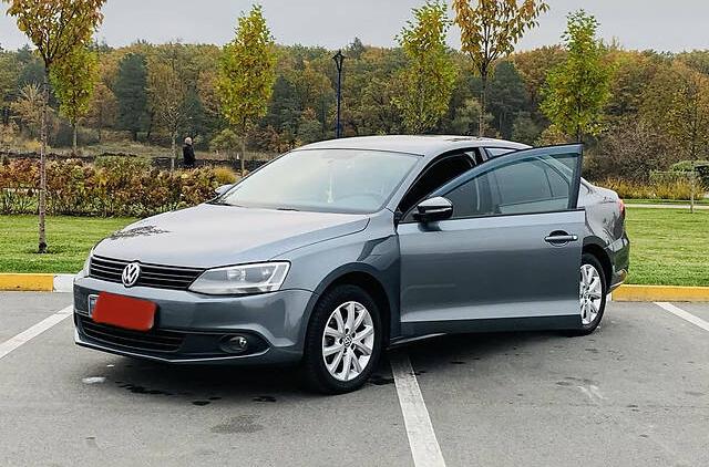 Volkswagen Jetta 2011