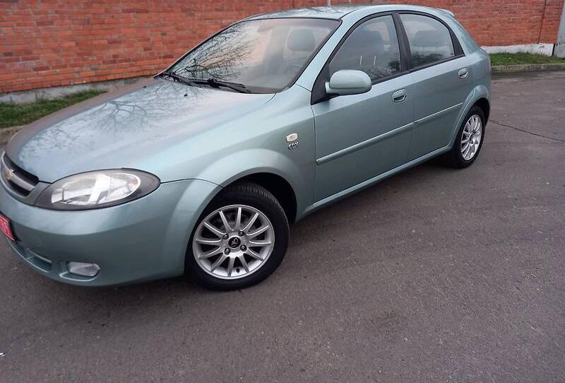 Chevrolet Lacetti AVTOMAT 2005