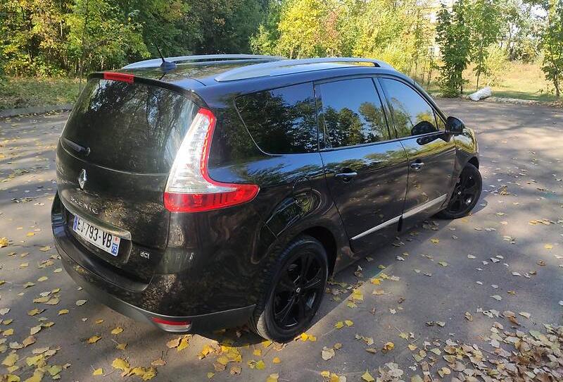 Renault Grand Scenic BOSE 2014