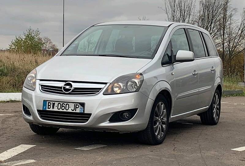 Opel Zafira B 1.6 Ecotec 7 mest  2011