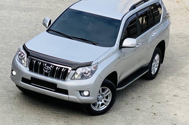 Toyota Land Cruiser Prado 150 KAK NOVAIA 2012