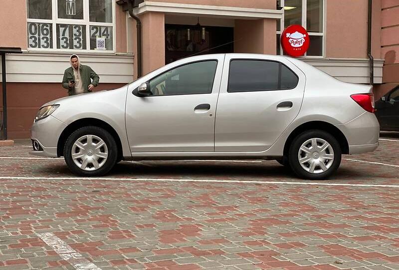 Renault Logan 2013