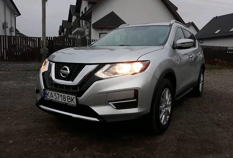 Nissan Rogue SV 2016
