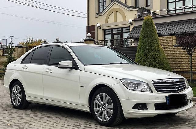 Mercedes-Benz C 220 Official  2010