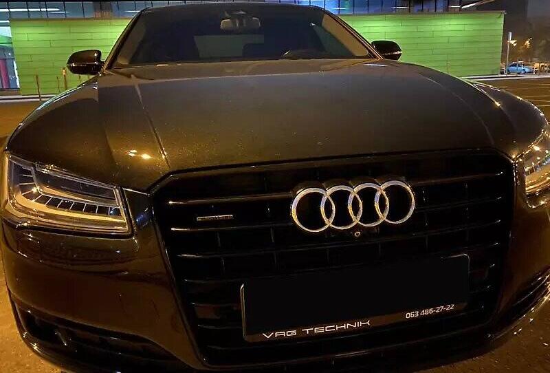 Audi A8 L Quattro 2014