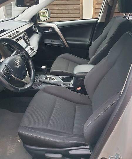 Toyota RAV4 2015