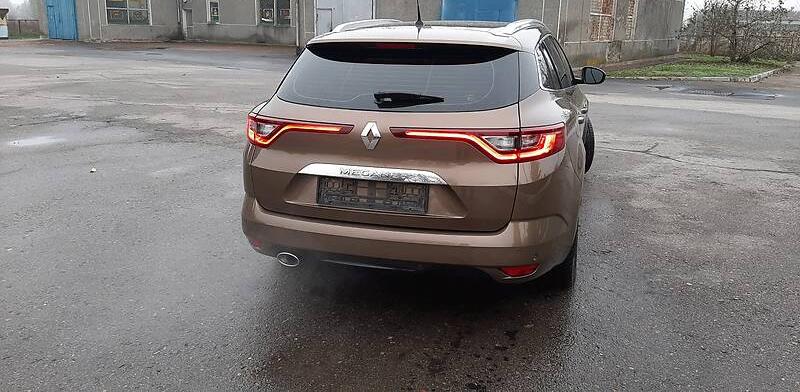 Renault Megane INTENSE LED DISTRON 2016